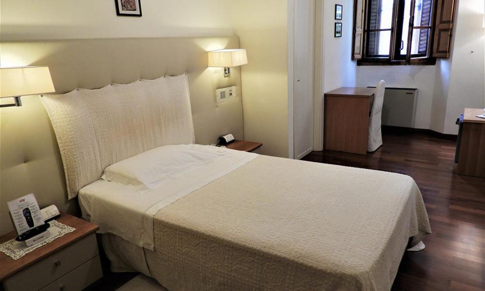 Deco Hotel Perugia Buitenkant foto