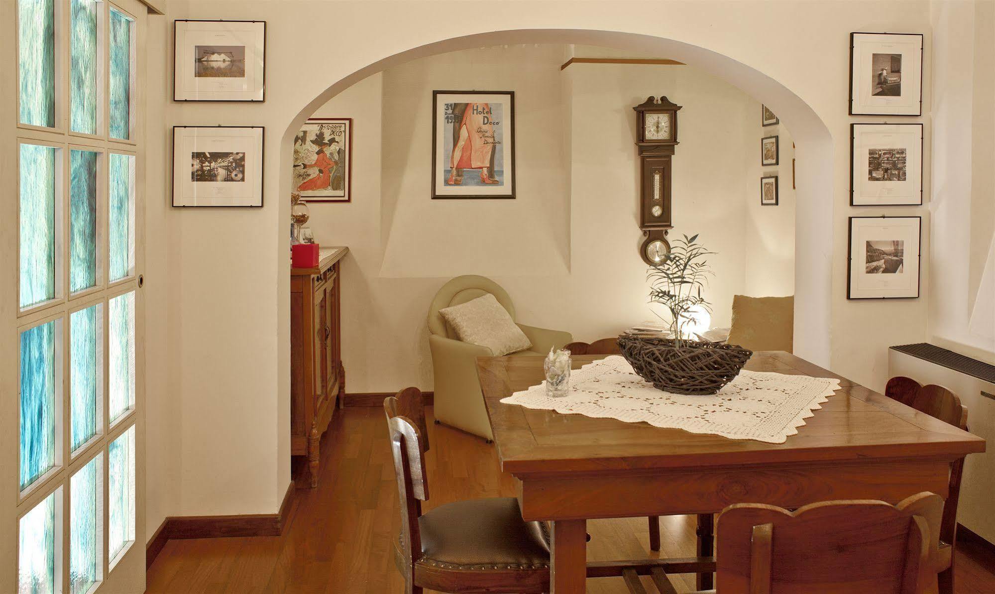 Deco Hotel Perugia Buitenkant foto